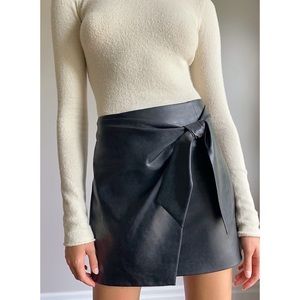 Aritzia Vegan Leather Wrap Skirt Size 8
